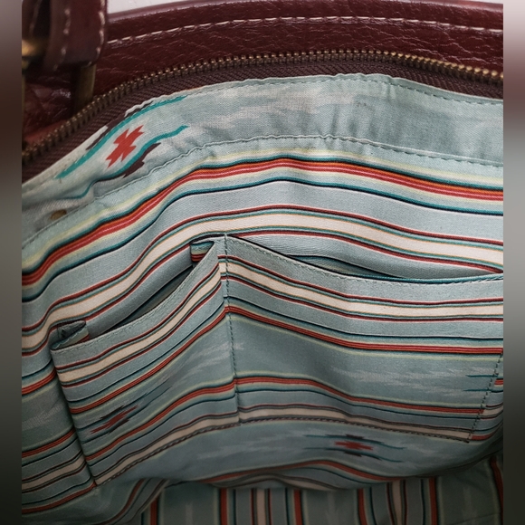 Ariat Victoria Tooled Leather Conceal Western Bag. - Picture 8 of 10